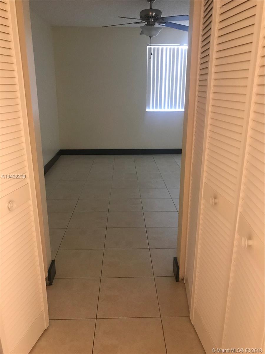 MEDITERRANEAN VILLAS COND - Residential Lease