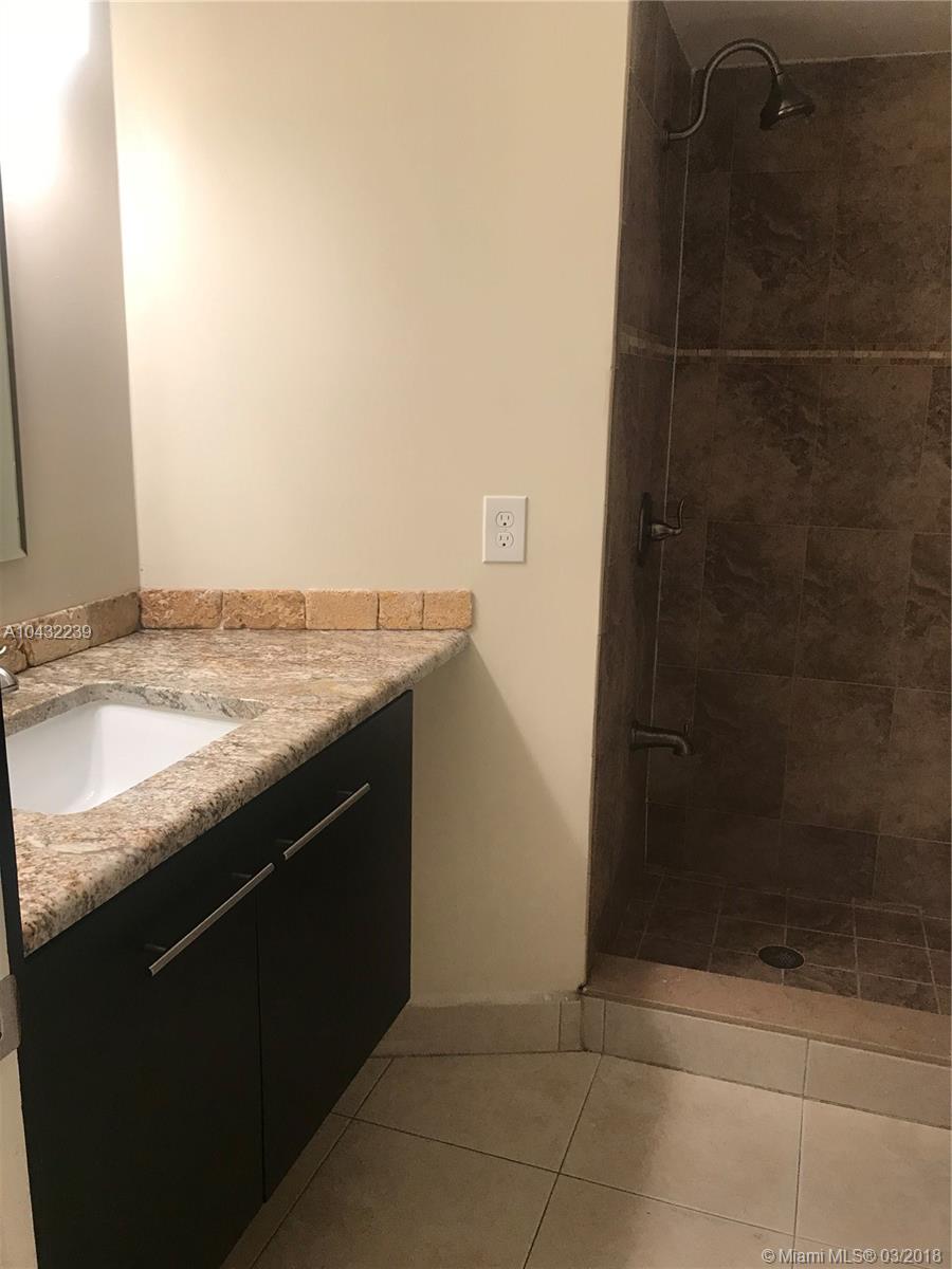 MEDITERRANEAN VILLAS COND - Residential Lease