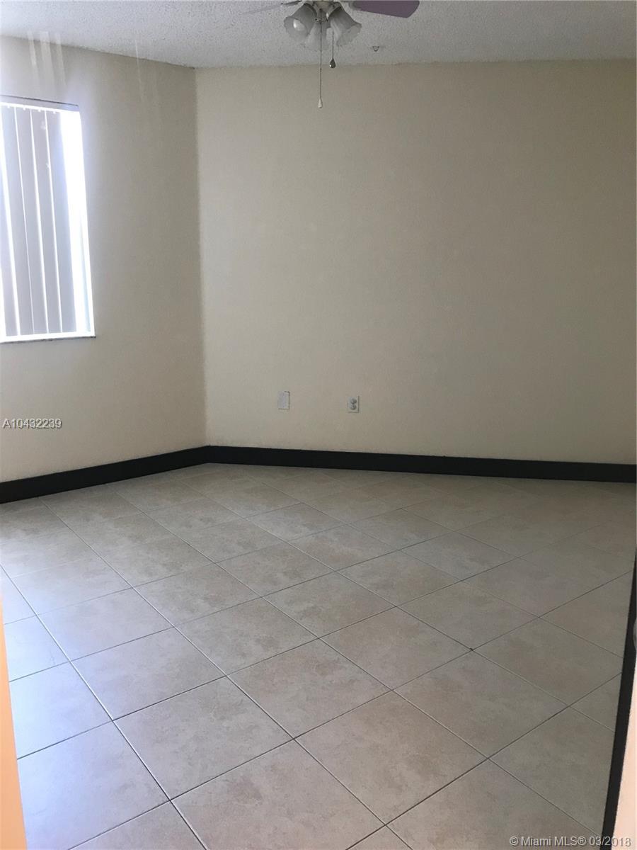 MEDITERRANEAN VILLAS COND - Residential Lease