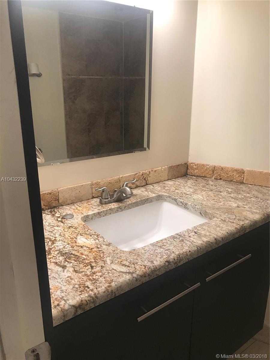 MEDITERRANEAN VILLAS COND - Residential Lease
