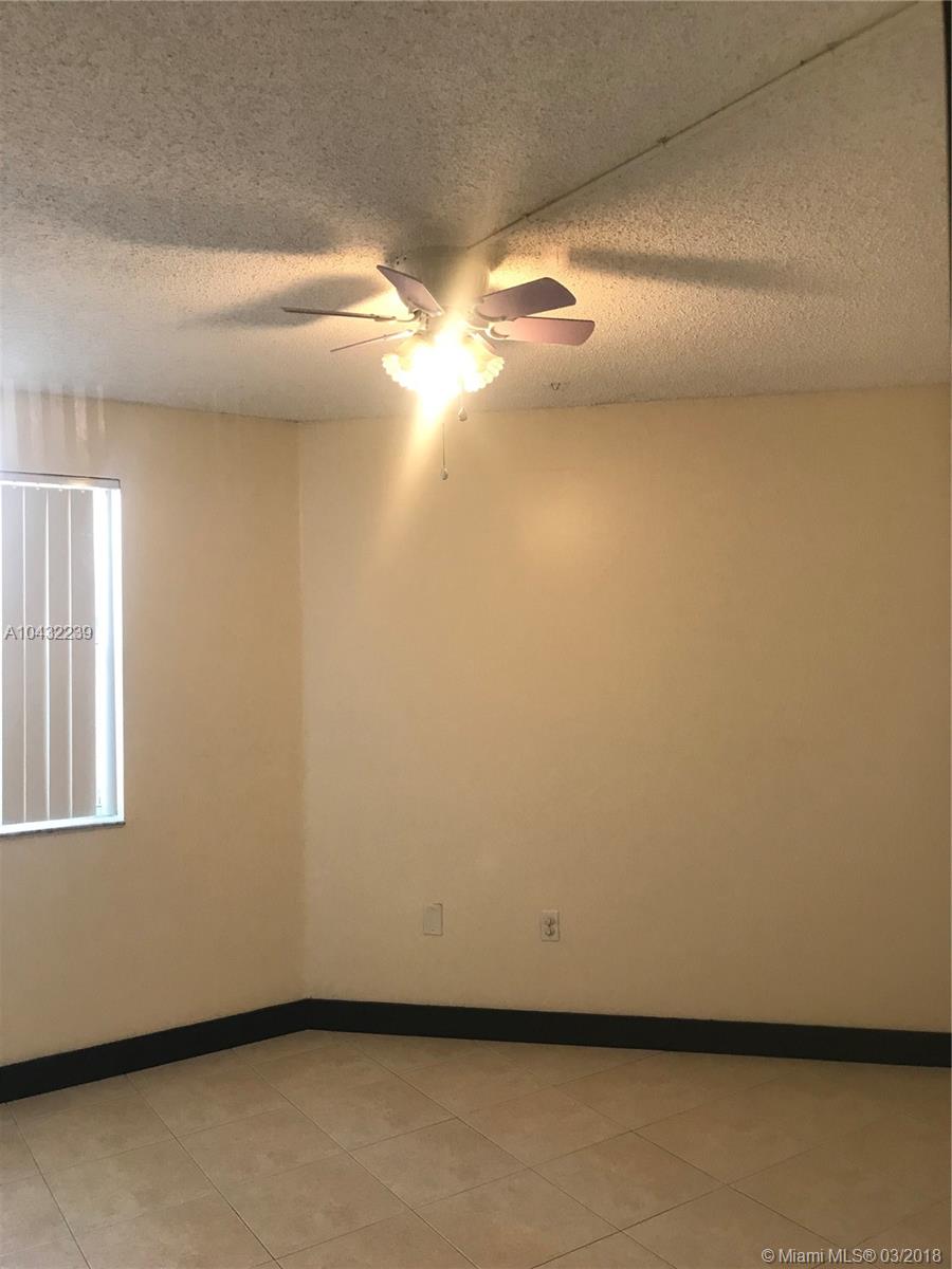 MEDITERRANEAN VILLAS COND - Residential Lease