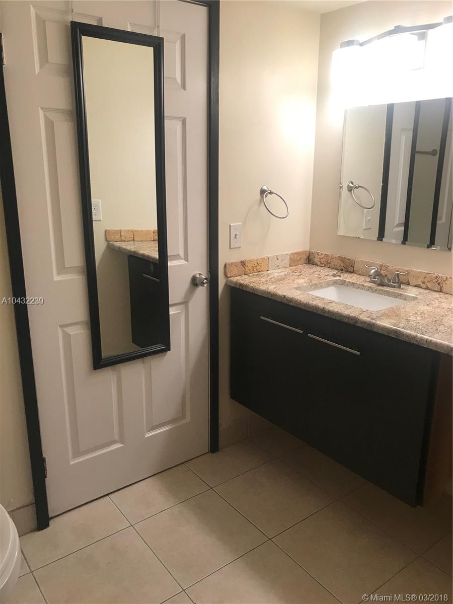 MEDITERRANEAN VILLAS COND - Residential Lease