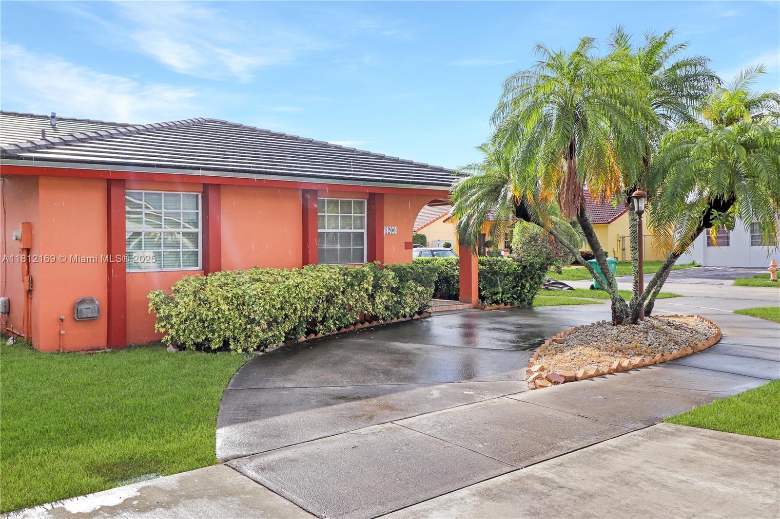 1200 Sw 142nd Ave, Miami, Broward County, Florida - 3 Bedrooms  
2 Bathrooms - 