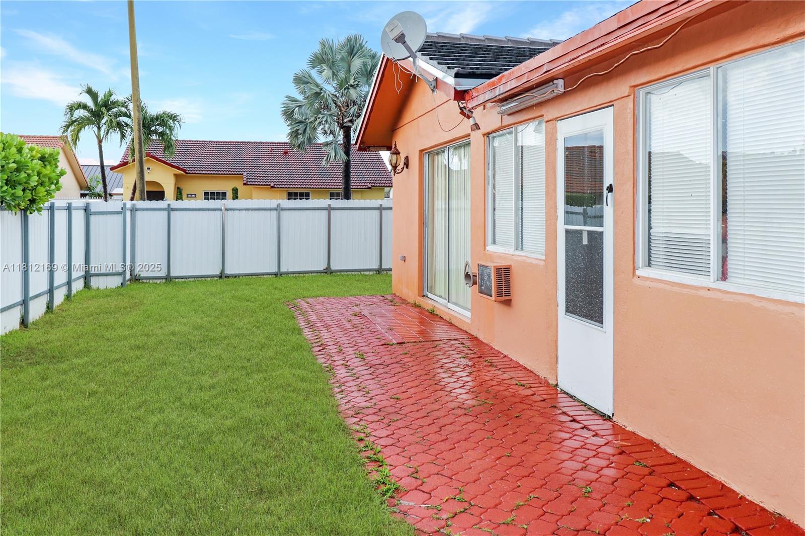 1200 SW 142nd Ave