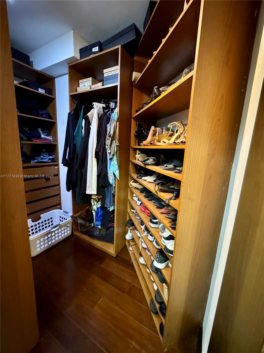 MYSTIC POINTE CONDO NO ON - Residential