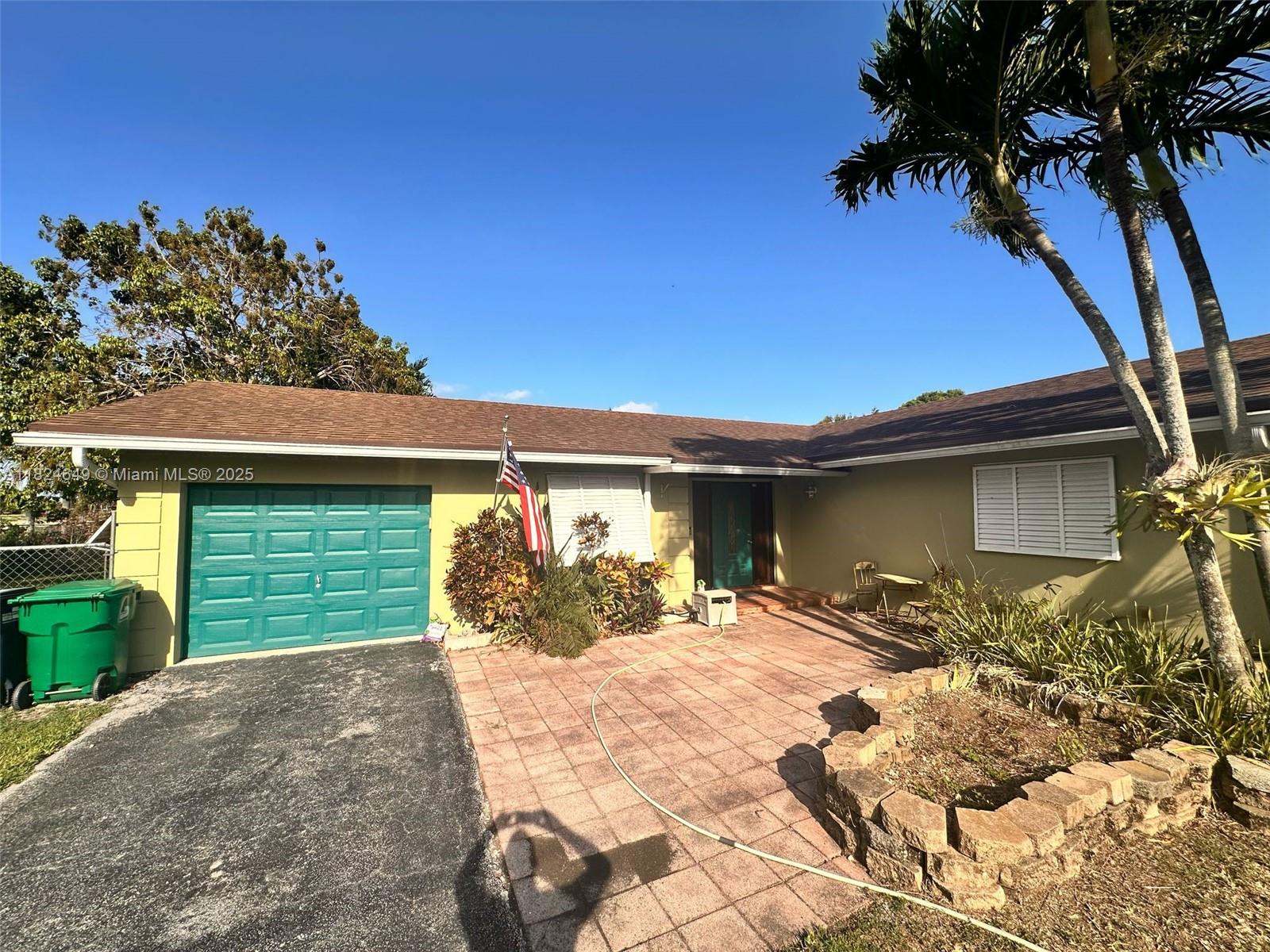 Property for Sale at 19348 Sw 304th St, Homestead, Miami-Dade County, Florida - Bedrooms: 4 
Bathrooms: 2  - $699,000