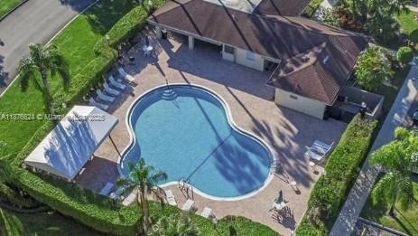 APPLEWOOD VILLAGE IV-A CO - Residential