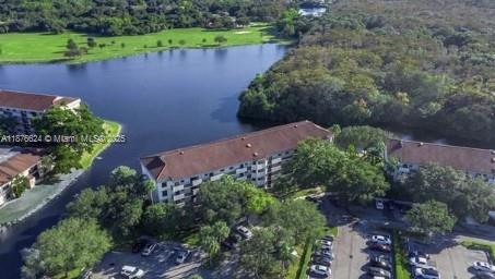 APPLEWOOD VILLAGE IV-A CO - Residential