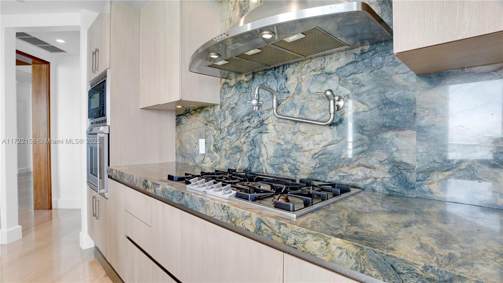 TURNBERRY OCEAN COLONY SO - Residential