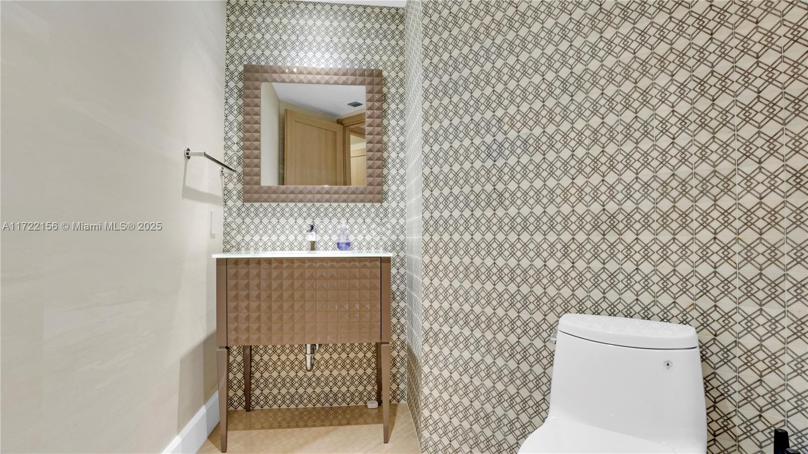 TURNBERRY OCEAN COLONY SO - Residential