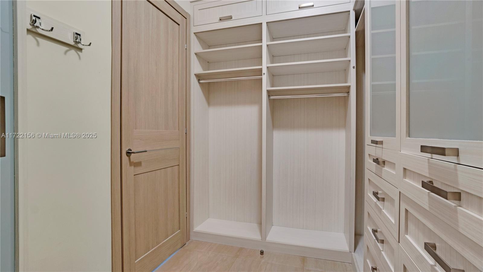 TURNBERRY OCEAN COLONY SO - Residential