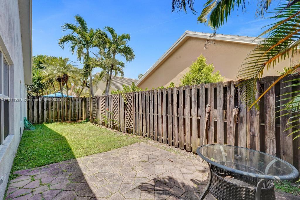 FOREST RIDGE CLUSTER HOME - Residential