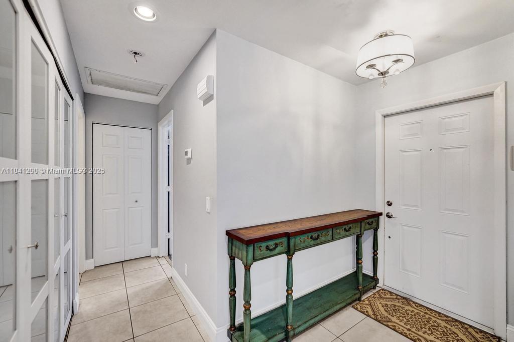 2702 Arborwood Rd