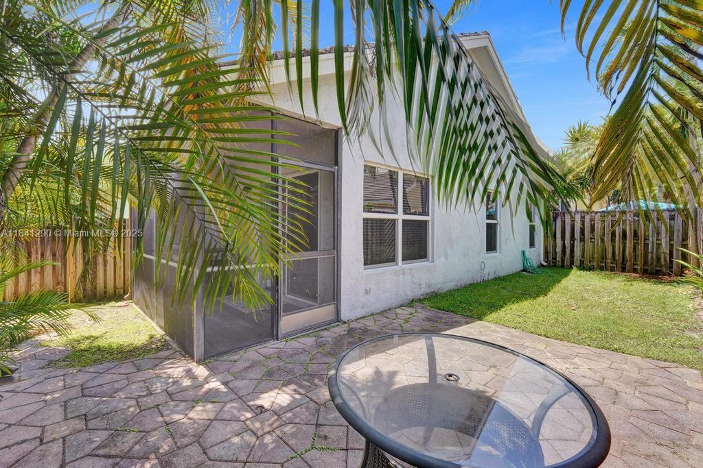 FOREST RIDGE CLUSTER HOME - Residential