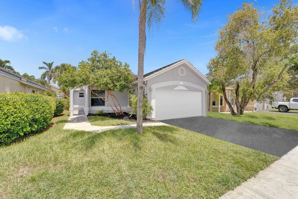 2702 Arborwood Rd
