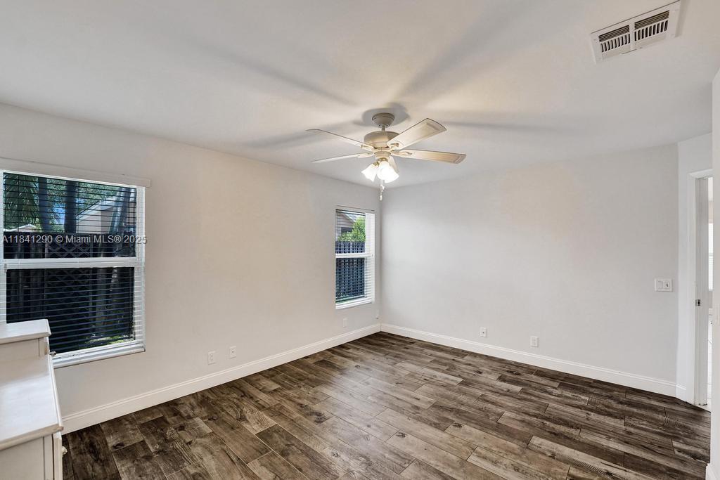 FOREST RIDGE CLUSTER HOME - Residential