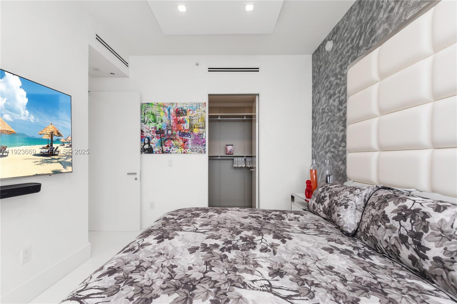 ACQUALINA OCEAN RESIDENCE - Residential