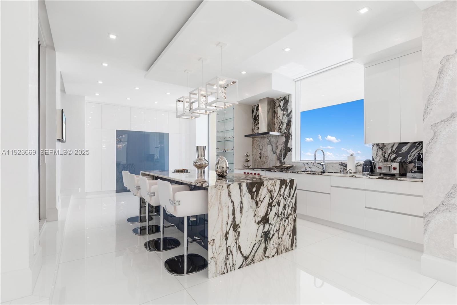 ACQUALINA OCEAN RESIDENCE - Residential