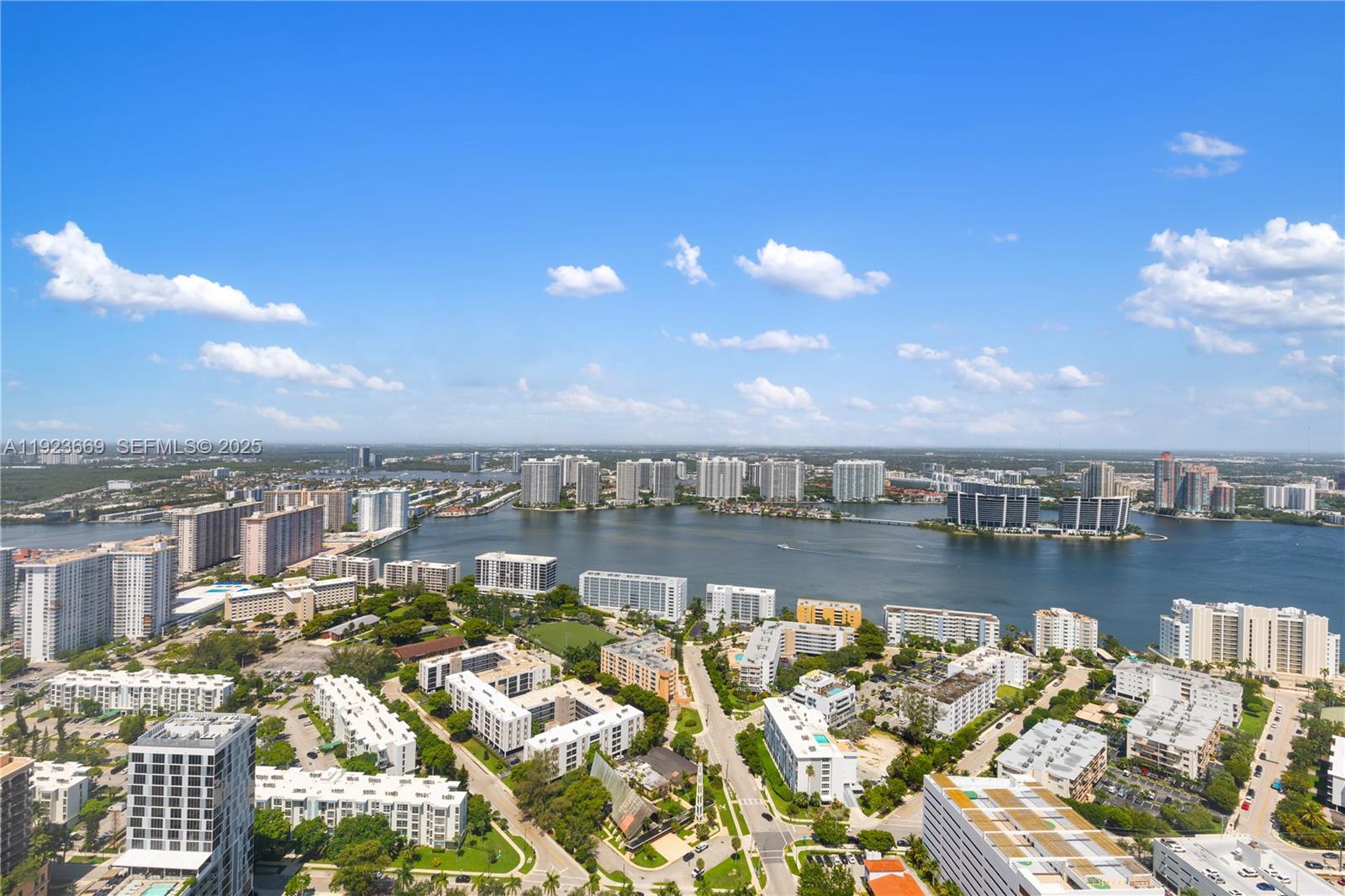 ACQUALINA OCEAN RESIDENCE - Residential