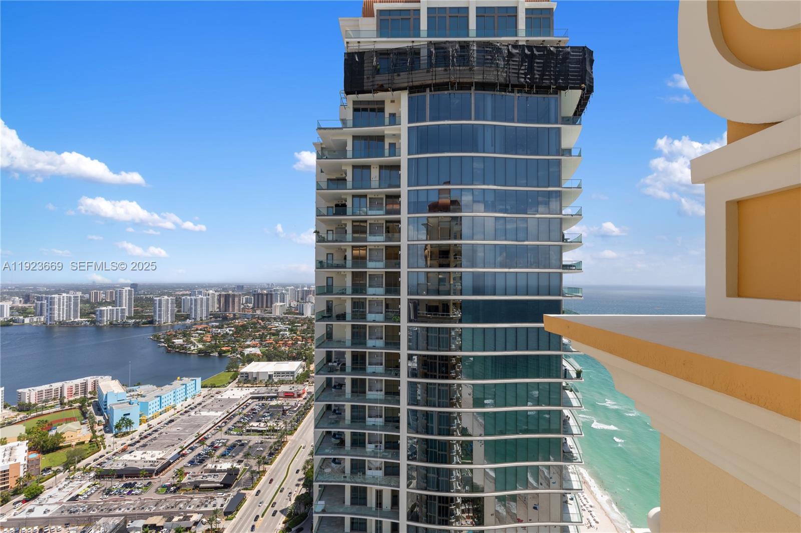 ACQUALINA OCEAN RESIDENCE - Residential