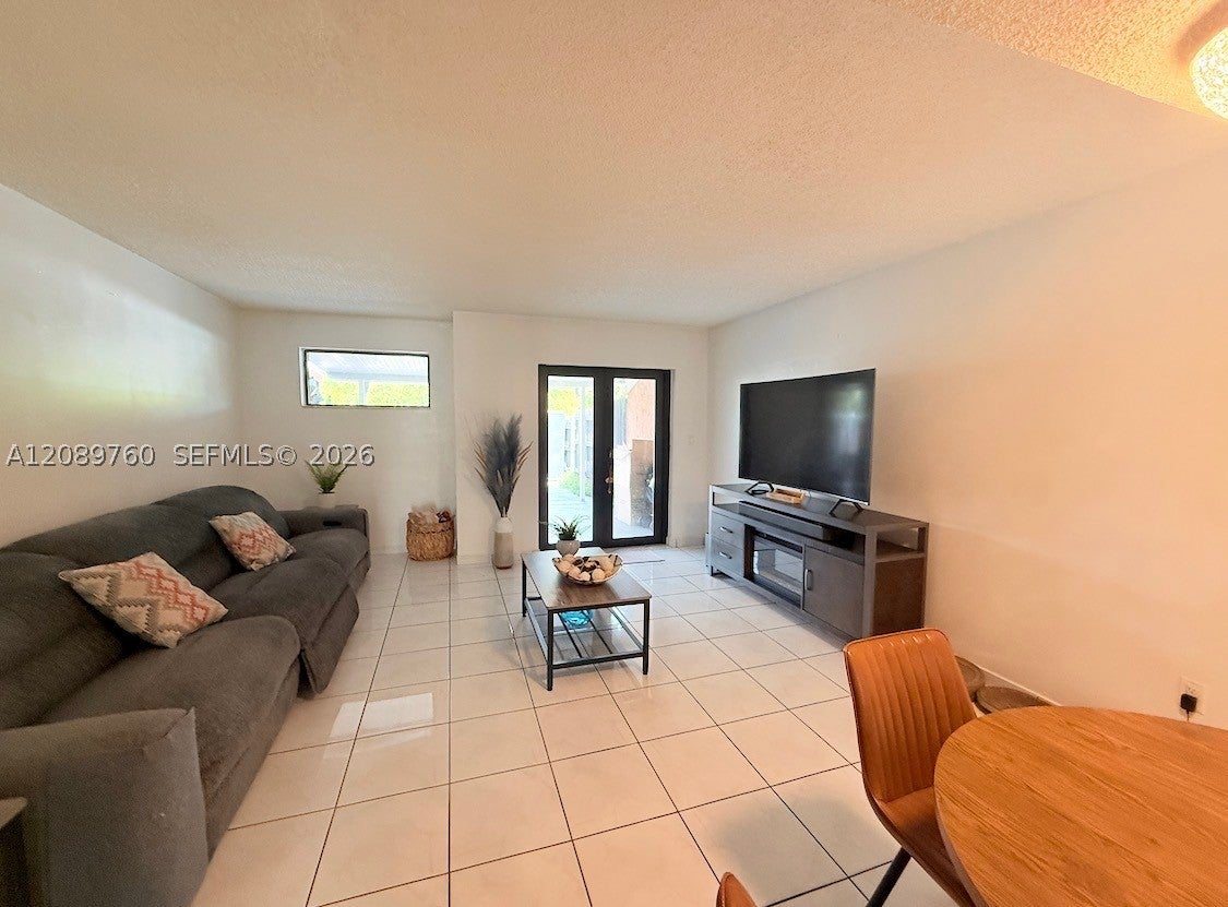 4085 W 8th Ct 82