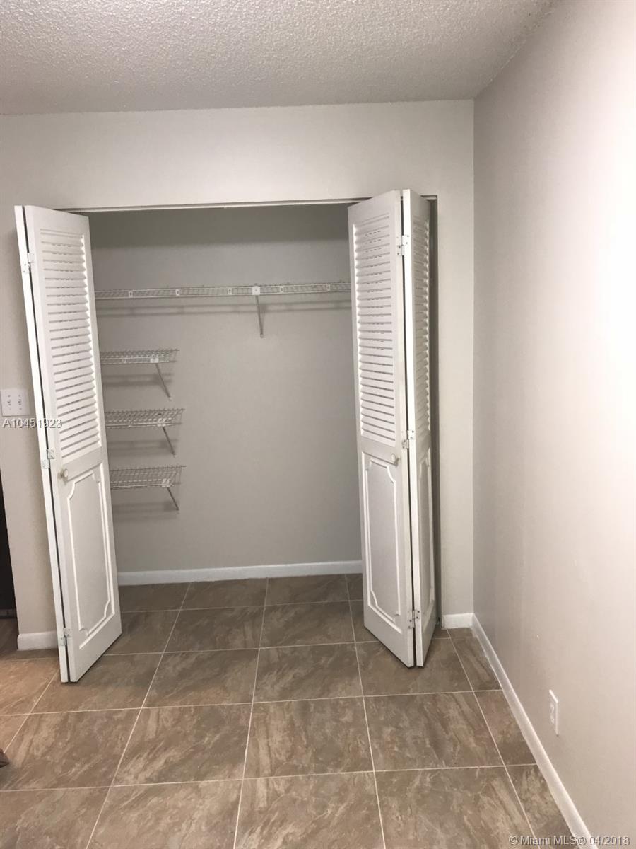 OAKLAND SHORES 1 CONDO - Residential Lease