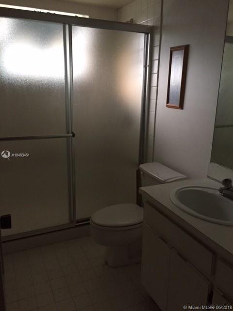 ARBORGATE KENDALL LK E CO - Residential