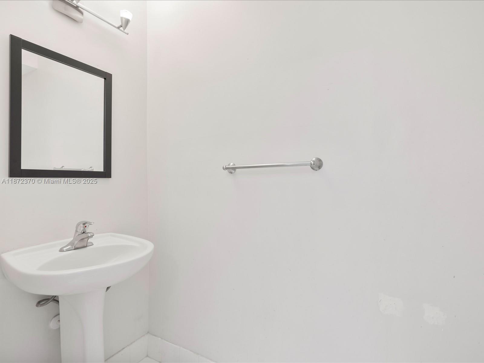 PARK PLACE AT PLANTATION - Residential Lease