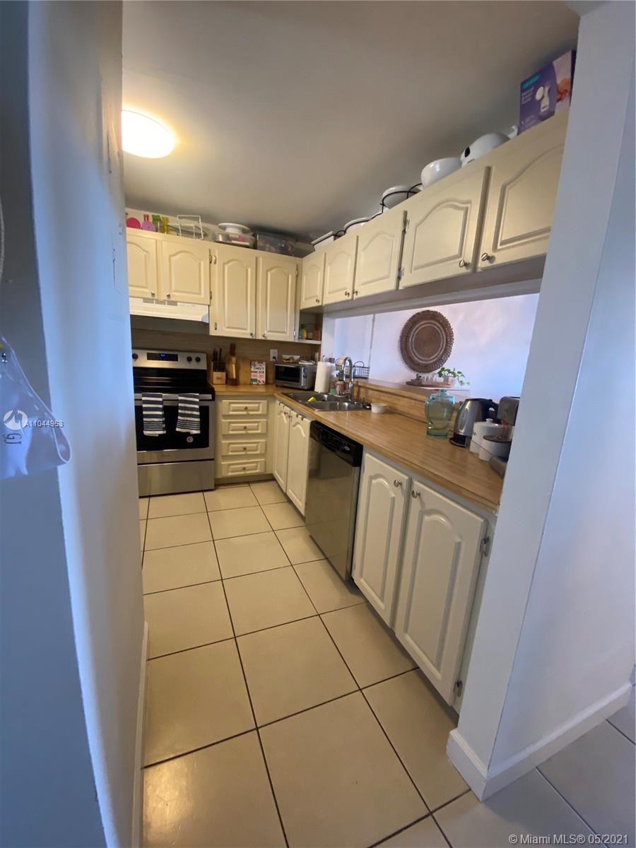 INDIAN LAKE VILLAGE CONDO - Residential Lease