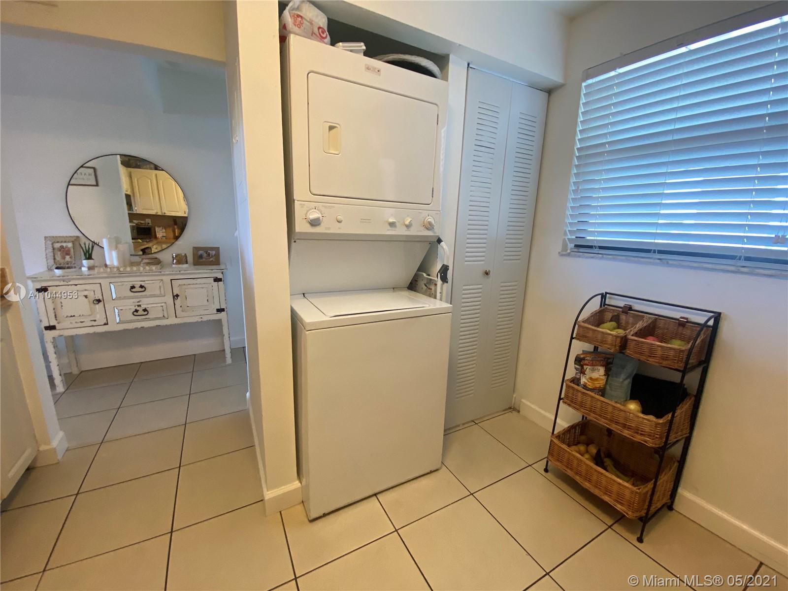 INDIAN LAKE VILLAGE CONDO - Residential Lease