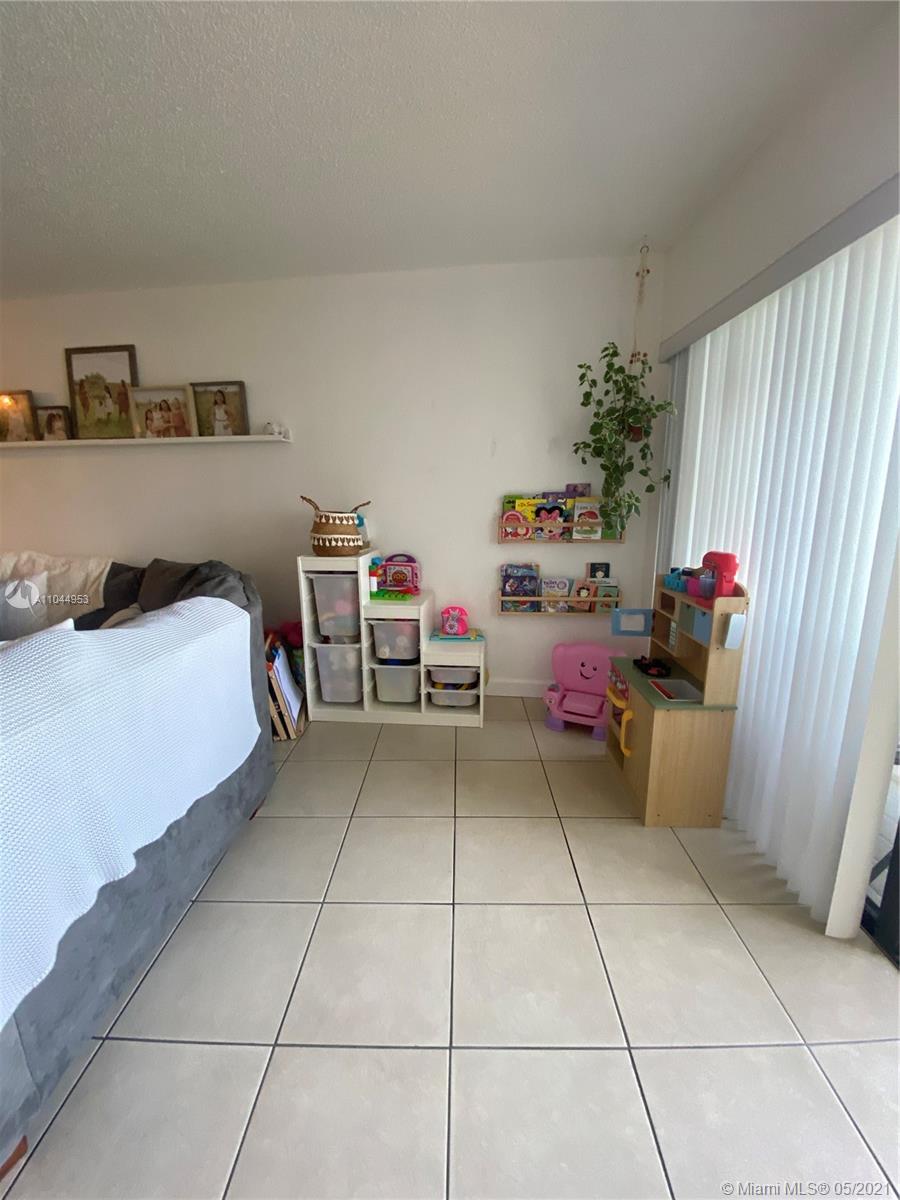 INDIAN LAKE VILLAGE CONDO - Residential Lease