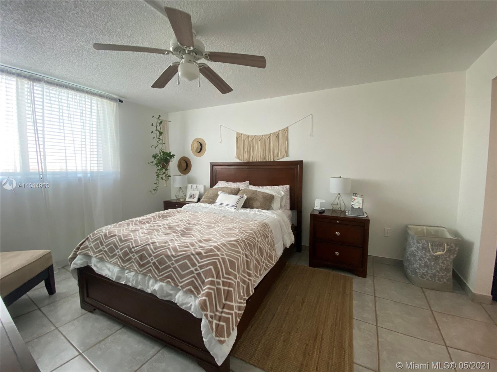 INDIAN LAKE VILLAGE CONDO - Residential Lease