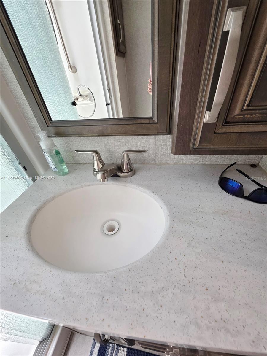 Silver Palms RV Resort - Land