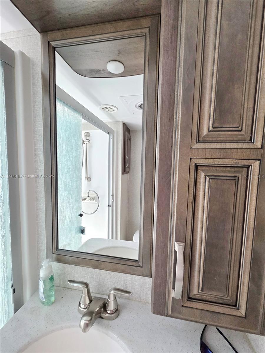 Silver Palms RV Resort - Land