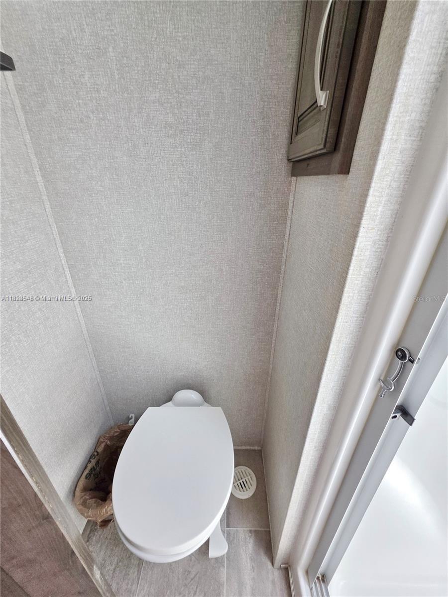 Silver Palms RV Resort - Land