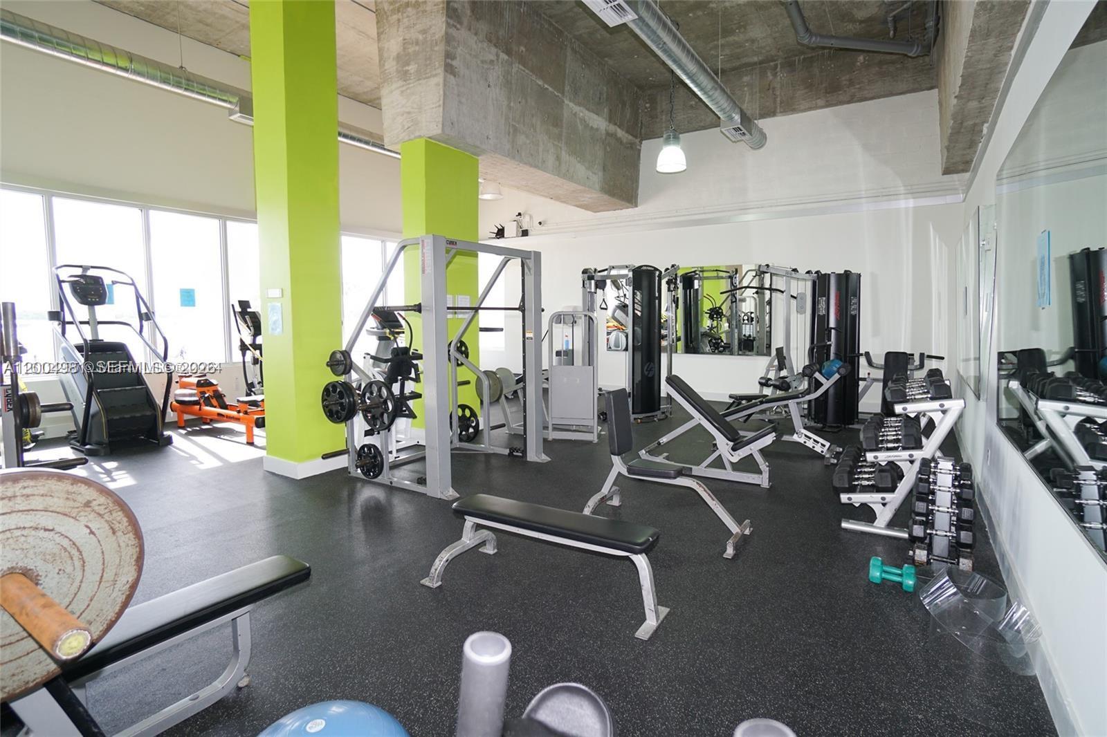 BAYVIEW TERR CONDO - Residential