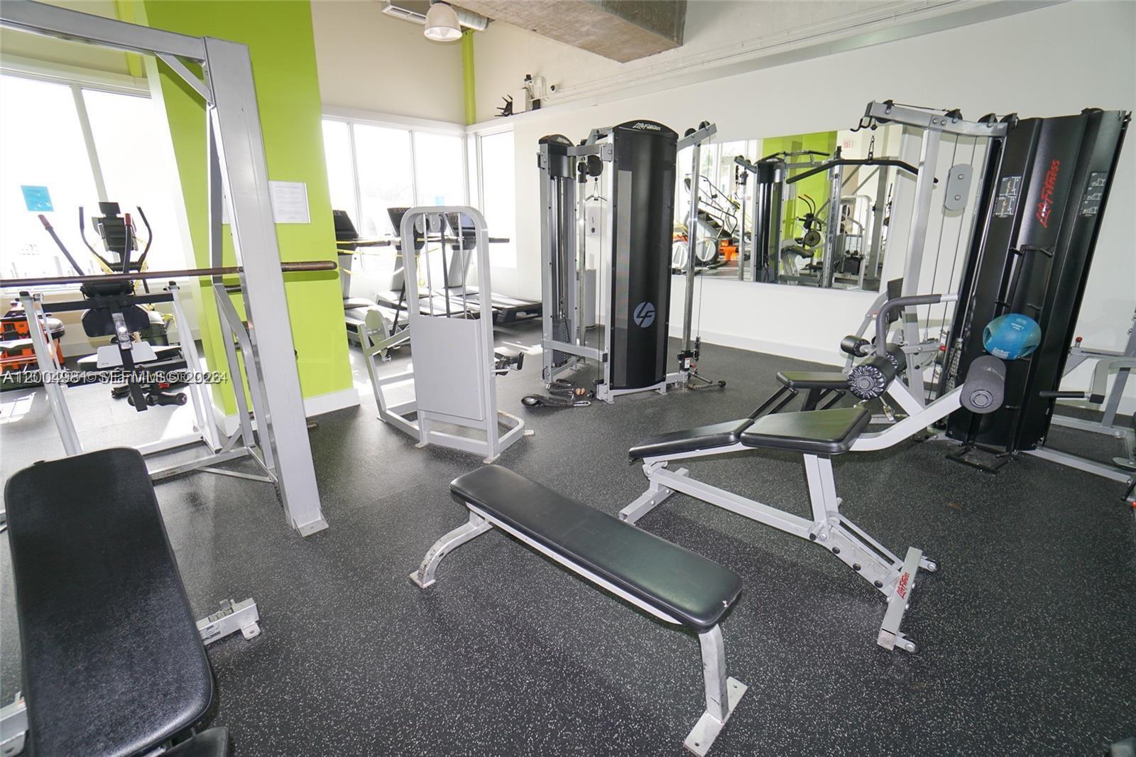 BAYVIEW TERR CONDO - Residential