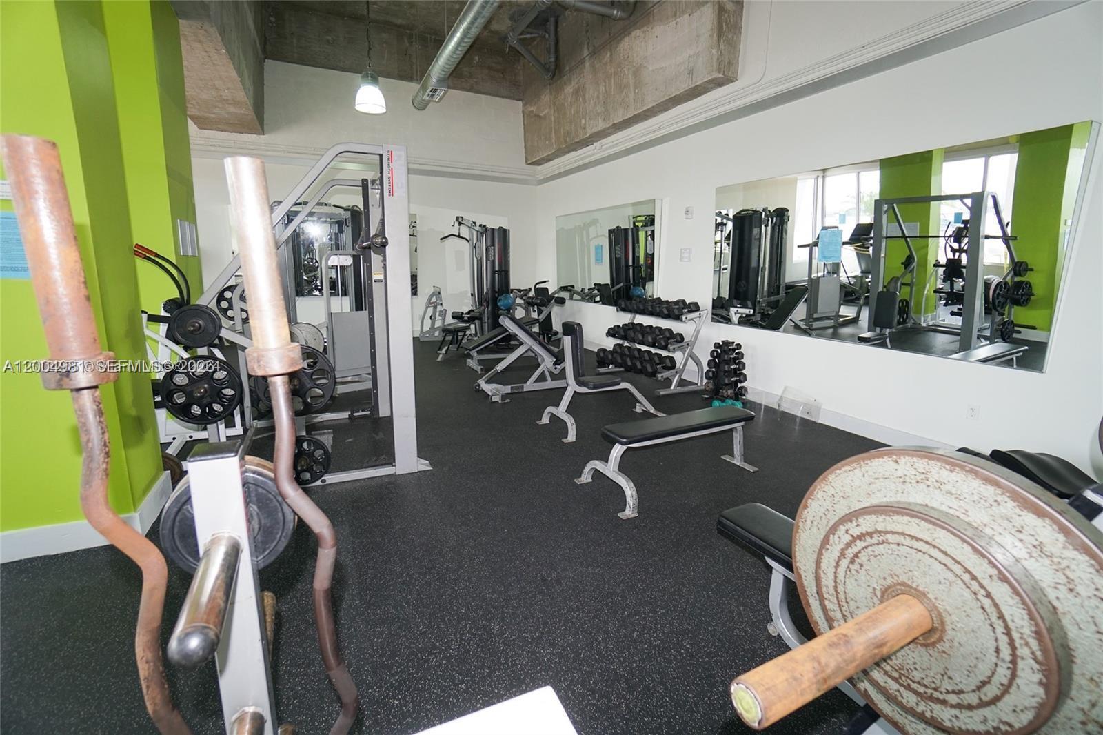 BAYVIEW TERR CONDO - Residential