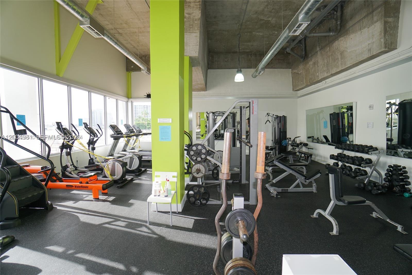 BAYVIEW TERR CONDO - Residential