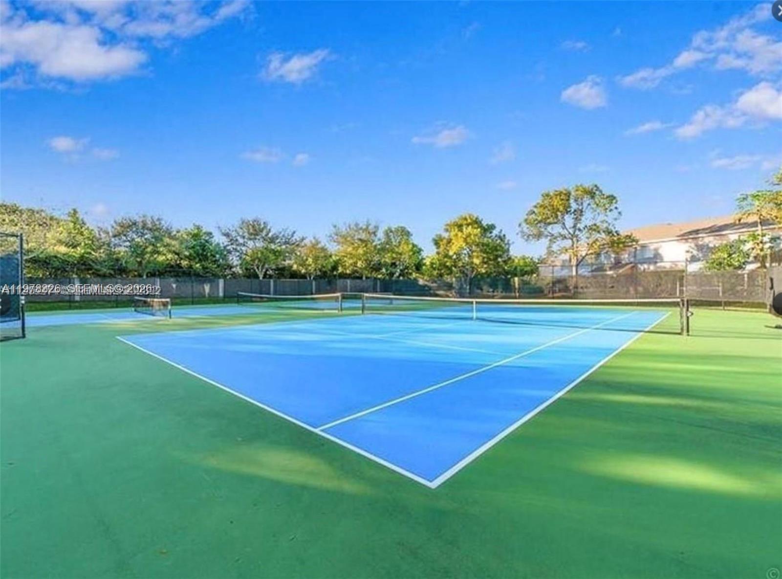 OLYMPIA & YORK RESIDENTIA - Residential