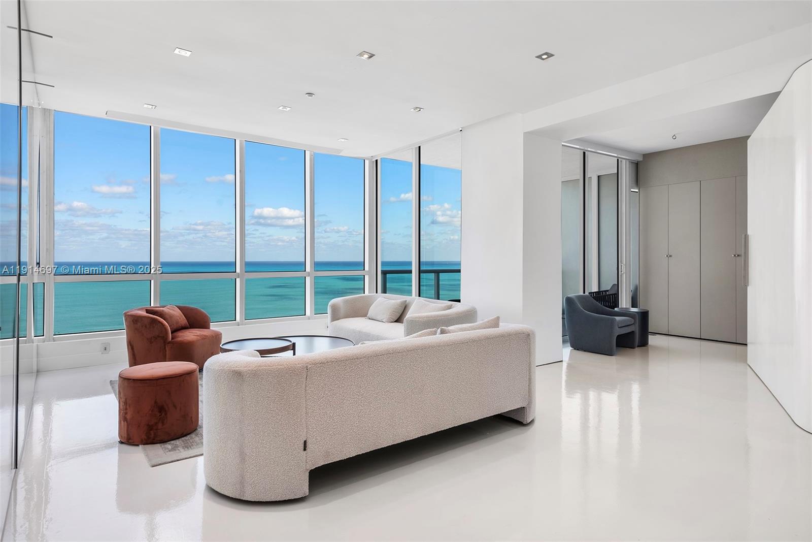 CONTINUUM ON SOUTH BEACH - Residential Lease