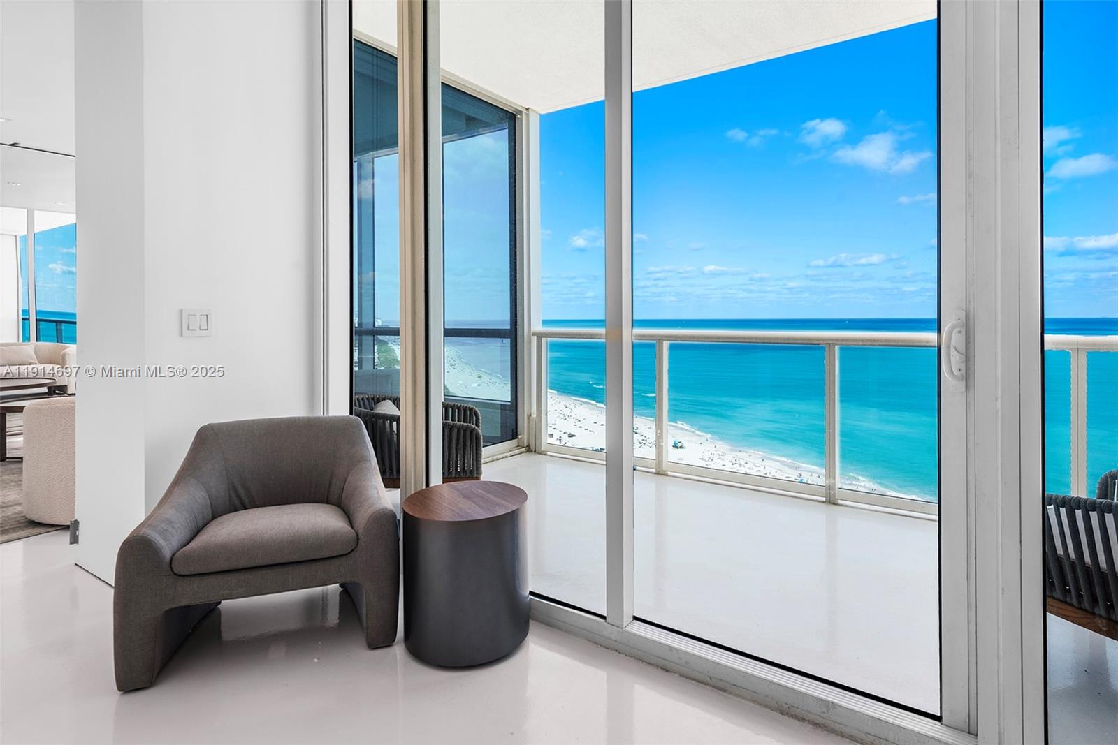 CONTINUUM ON SOUTH BEACH - Residential Lease