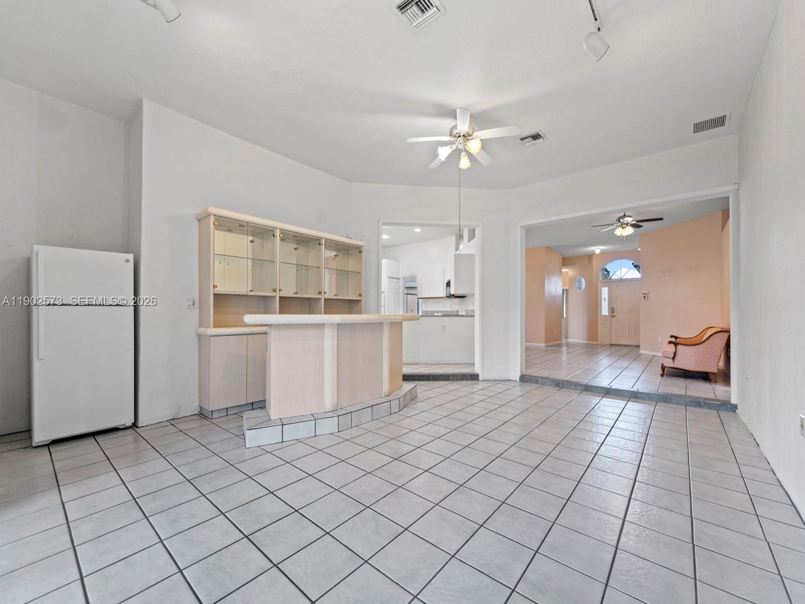 KEYS-GATE NO 1 - Residential