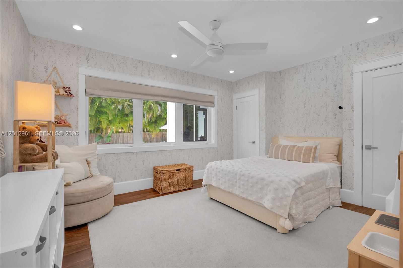 MARIANA PLACE - Residential Lease