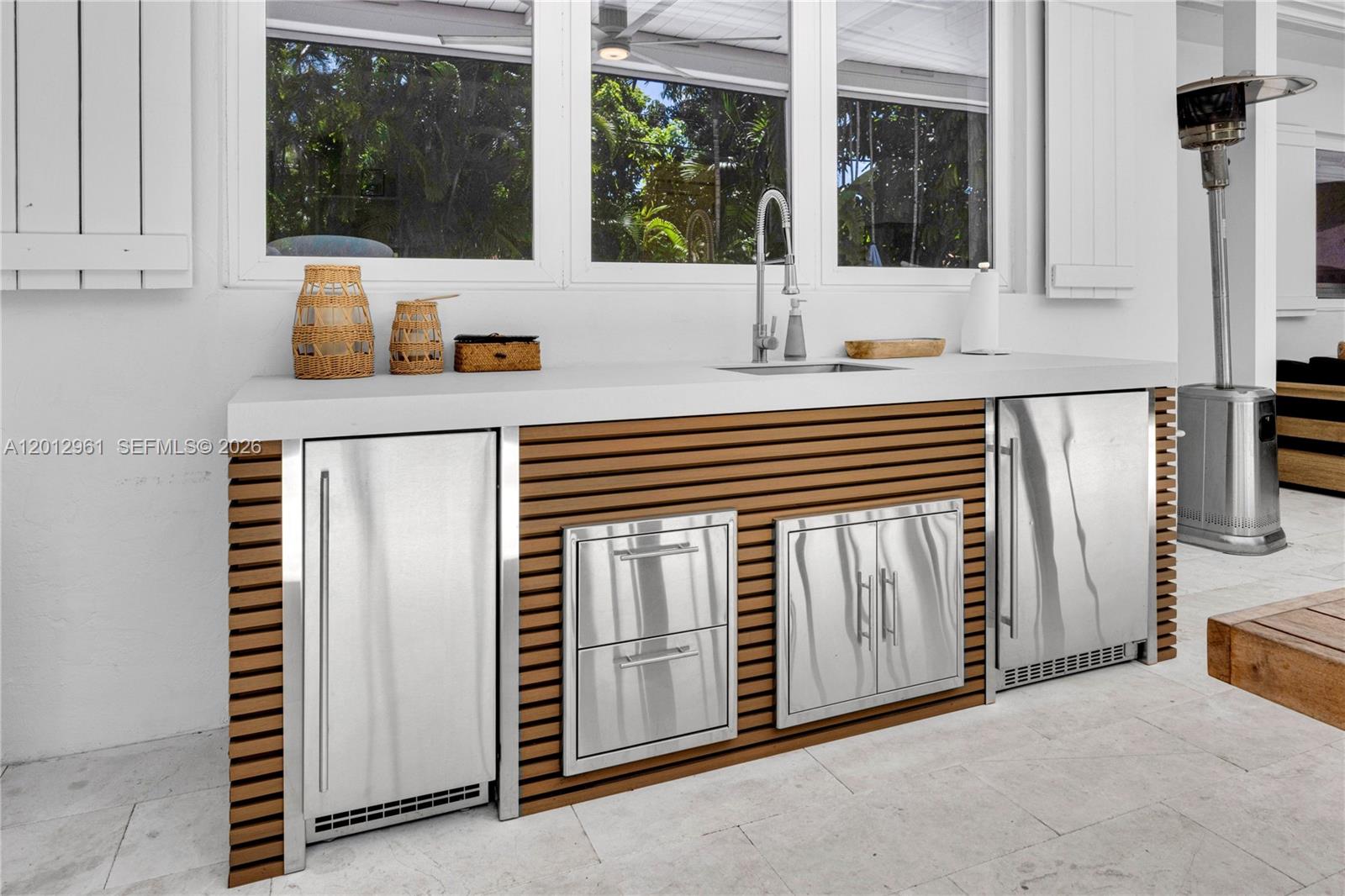 MARIANA PLACE - Residential Lease