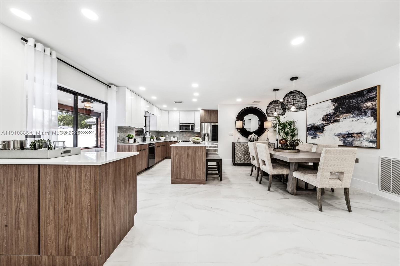 CROSSINGS - Residential