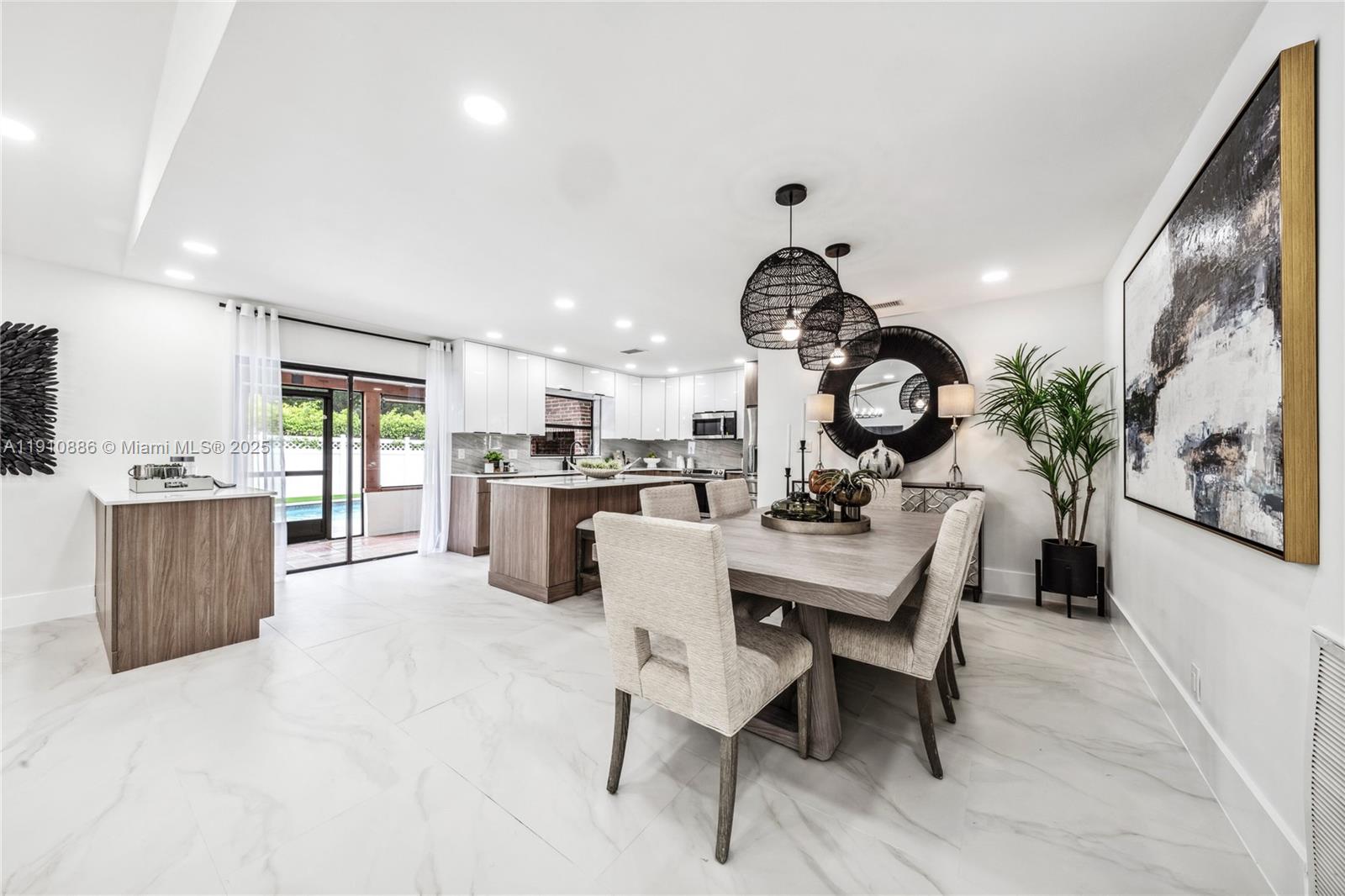 CROSSINGS - Residential