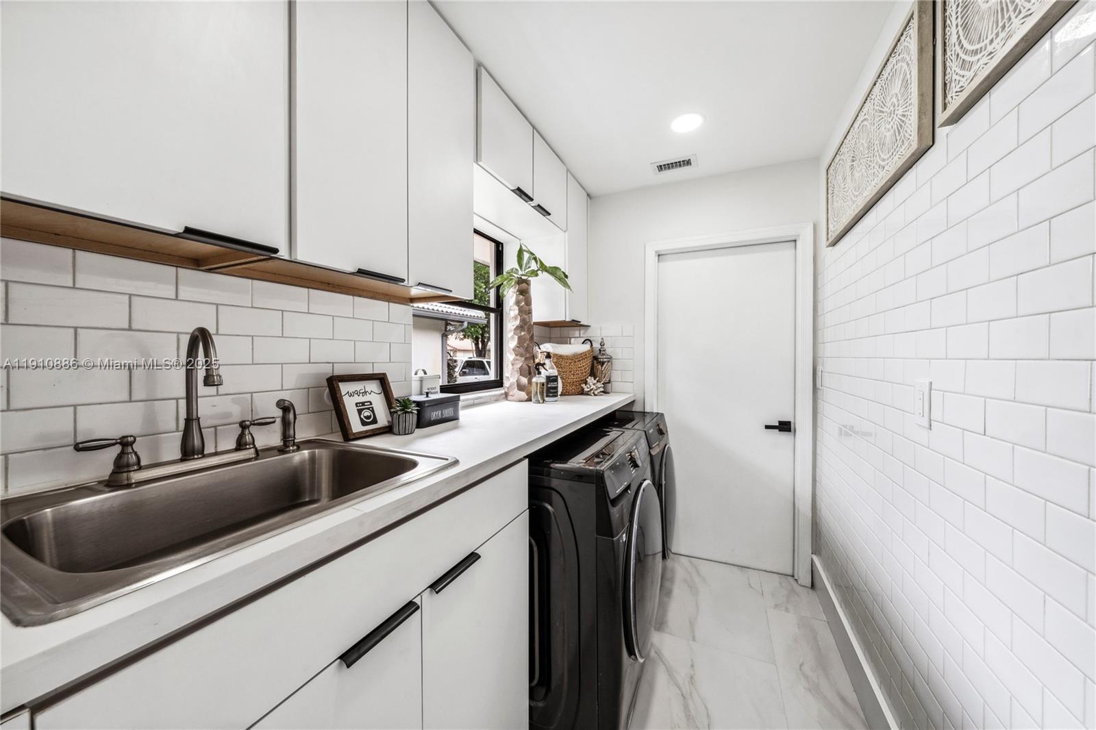 CROSSINGS - Residential