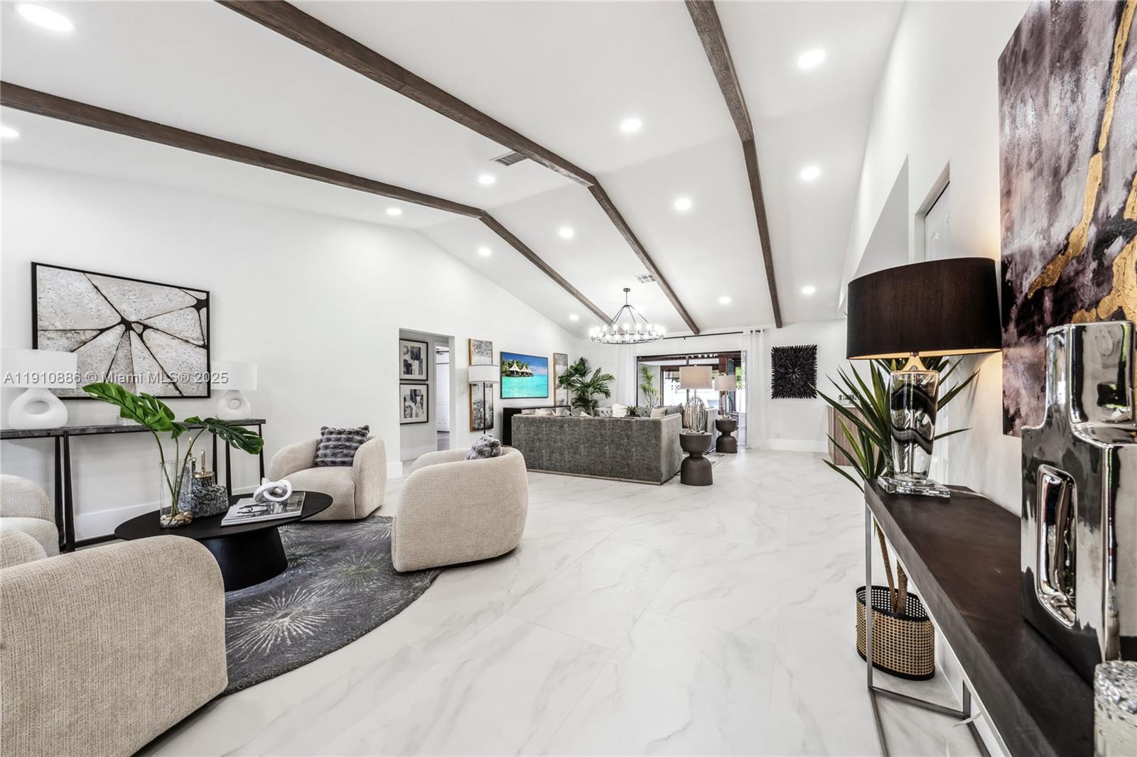 CROSSINGS - Residential