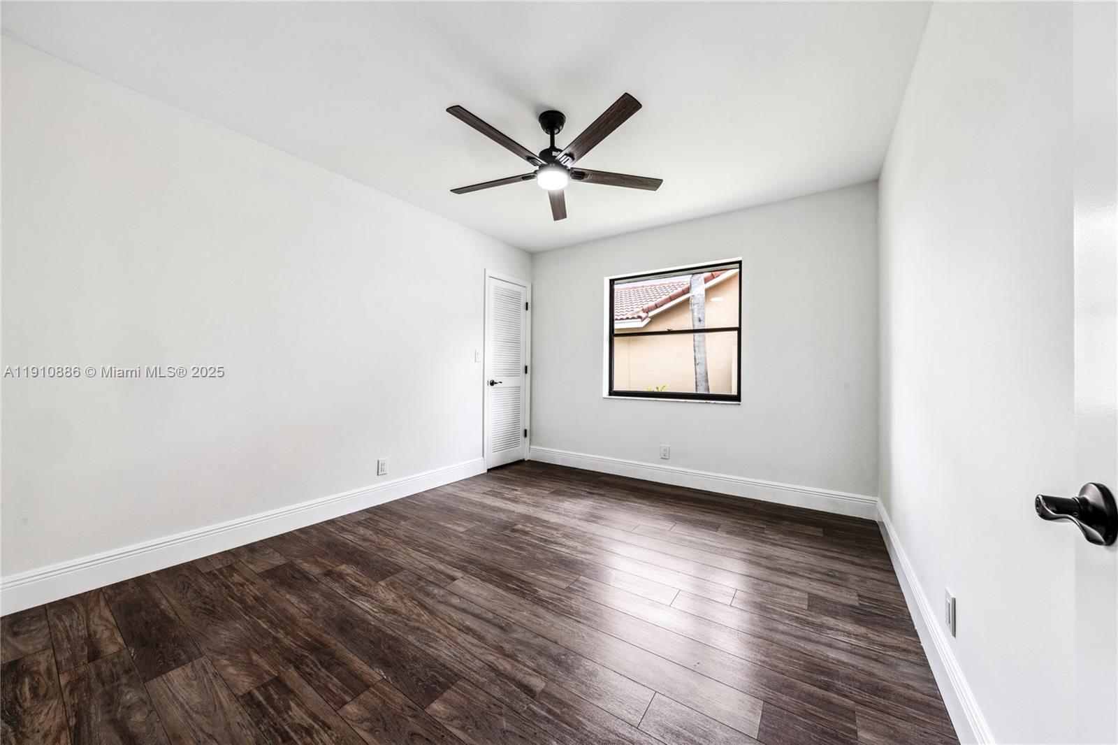 CROSSINGS - Residential